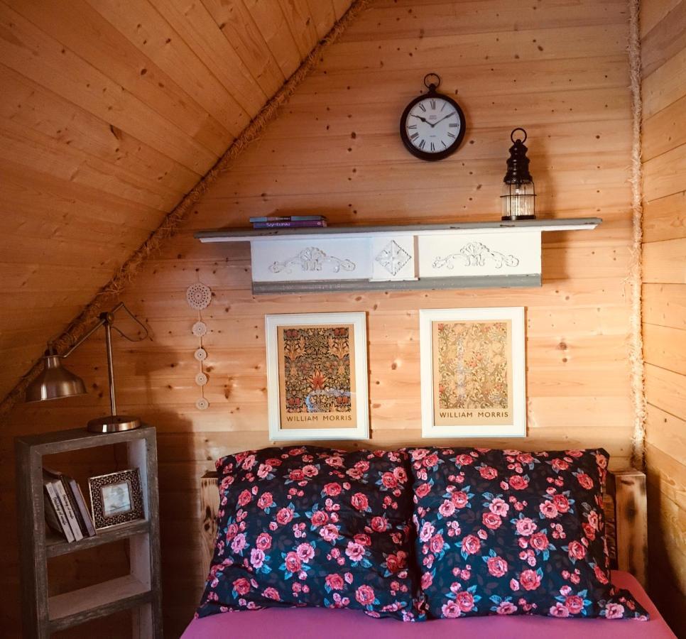 Behappy Woodhouse Villa Jastrzebia Gora Exterior photo