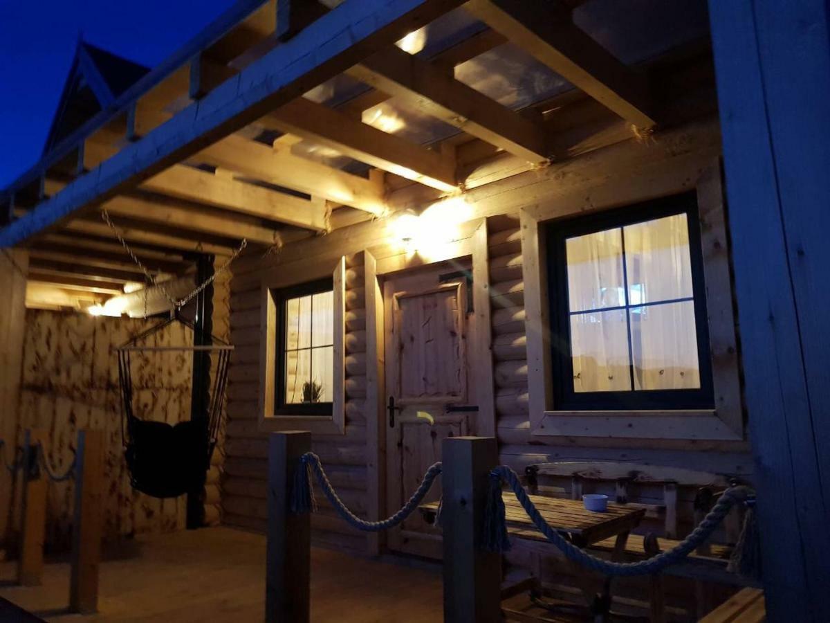 Behappy Woodhouse Villa Jastrzebia Gora Exterior photo