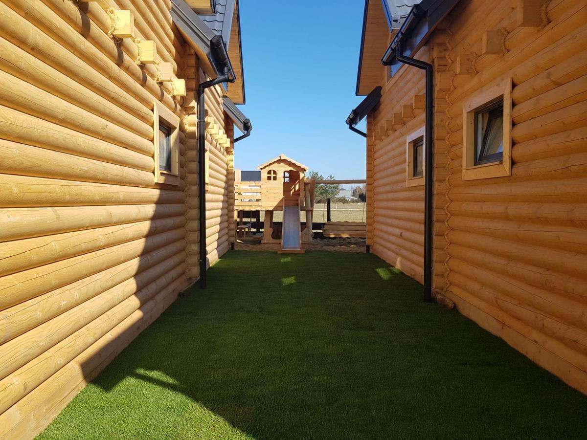 Behappy Woodhouse Villa Jastrzebia Gora Exterior photo